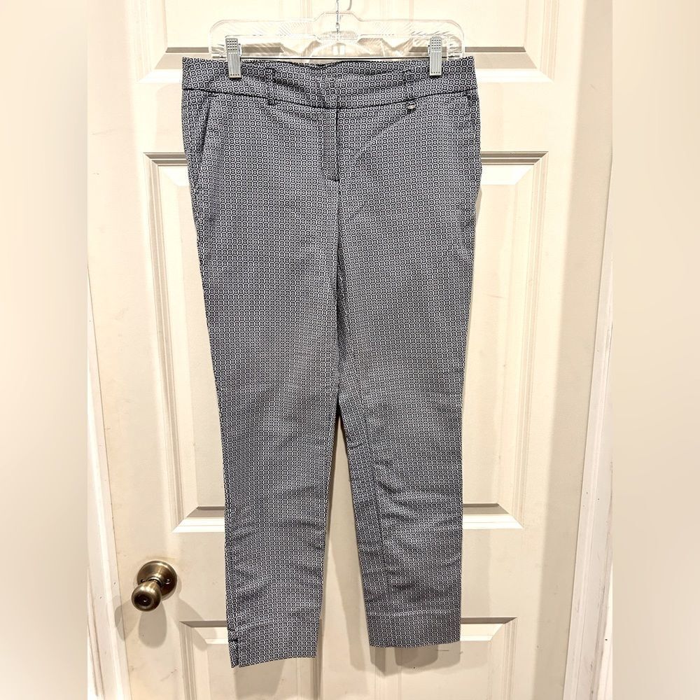 Mercer & Madison‎ Blue and White Pattern Dress Pants Slacks size 6